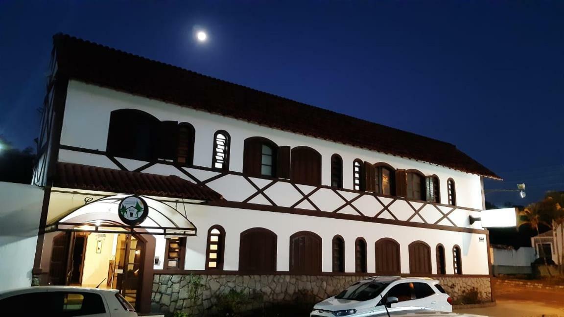 Casa Blanca Pousada Hotel Sao Lourenco  Zewnętrze zdjęcie